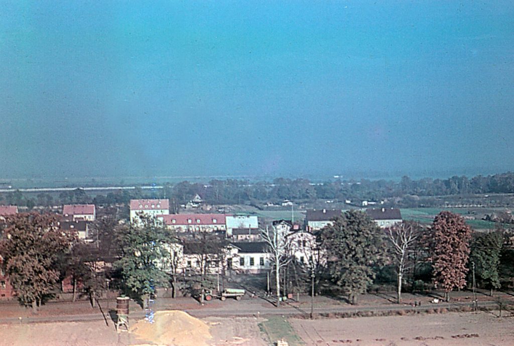 Blick zum Bahnhof 1963