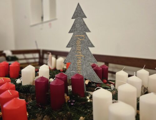 Adventsbasteln der Pauerfrauen – Vorbereitung auf den Weihnachtsmarkt